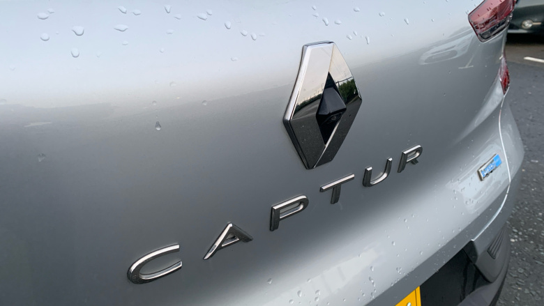 Renault Captur 1.6 E-TECH Hybrid 145 R.S. Line 5dr Auto Hybrid Hatchback